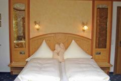 Hotel12