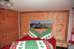 Zirbenschlafzimmer5